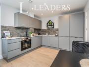 Apartment to rent in Compass Point, 450 Romsey Road,...