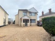 Apartment to rent in Fairmile Road, Christchurch, BH23 |...