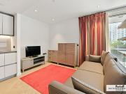Apartment to rent in Fladgate House, Battersea Power...