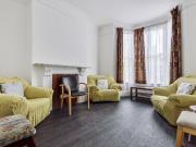 apartment to rent in Grove Vale, London, SE22