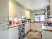 apartment to rent in Hanger Lane, London, W5