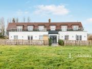 Apartment to rent in Horsham Road, Beare Green, Dorking,...
