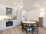 apartment to rent in Kilburn Lane, Queens Park, London, W9