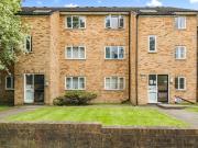 apartment to rent in Linden Grove, London, SE15