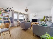 Apartment to rent in Linden Lea, Stubs Hill, Dorking,...