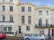 Apartment to rent in Norfolk Square, Brighton, East...