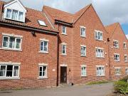 Apartment to rent in Northampton Court, Ketts Hill,...