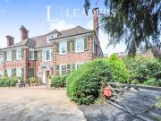 Apartment to rent in Orchard House, 5 Woodlands Road,...