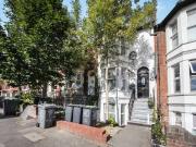 Apartment to rent in Rothesay Road, Luton, Bedfordshire,...