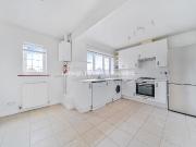 apartment to rent in Sevenoaks Road, Orpington, BR6