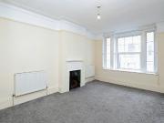 Apartment to rent in Southsea, PO5 | Leaders