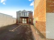Apartment to rent in St. Georges Terrace, Cheltenham,...