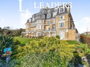 Apartment to rent in Tollard Court, West Hill Road,...