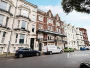 Apartment to rent in Western Parade, Southsea,...