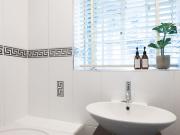 Apartment to Rent: Pelham Court, SW3