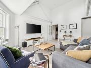Apartment to rent with 2 bedrooms, Latchmere Close, Richmond