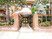 Apartment Toronto ON 100330975