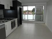 Unit 202/174 Riversdale Road, Hawthorn