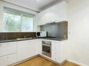 apartment Unit 4/27 Moama Road, Malvern East