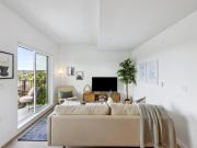 Apartment Vancouver BC 92815263