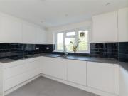 apartment Wickliffe Avenue, Finchley, London, N3 3HG