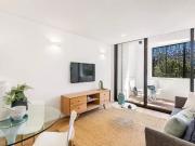 Apartment with 1 bedroom, 1 bathroom & parking for 1 car