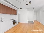 Apartment with 1 bedroom, 1 bathroom & parking for 1 car