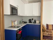 Apartment with 1 separate bedroom with elevator, quiet...