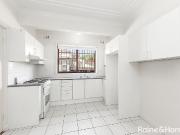 Apartment with 2 bedrooms & 1 bathroom
