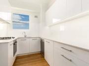 Apartment with 2 bedrooms, 1 bathroom & parking for 1 car