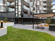 Apartment with 2 bedrooms, 2 bathrooms & parking for 2 cars