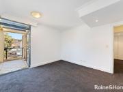 Apartment with 2 bedrooms, 2 bathrooms & parking for 1 car