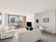 Apartment with parking / city & harbour glimpses