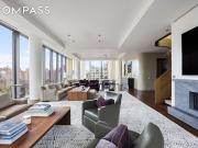 Apartment with pool
