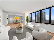 Apartment with pool