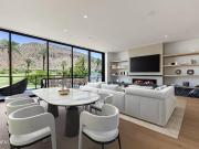Apartment with pool