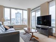 Apartment with pool
