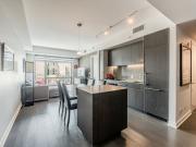 Apartment with terrace and pool