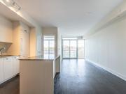 Apartment with terrace and pool