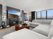 Apartment with terrace and pool