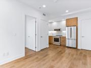 Apartment with terrace and pool