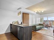 Apartment with terrace and pool