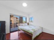 Apartment with two Balcony's