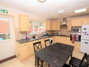 apartment Wroughton Terrace, Hendon, London, NW4 4LE