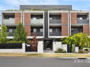 Apartment zen in the McKinnon zone