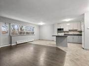 apartments at 473 Linwell Road