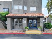 Apex on Central 2 Bedroom Apartment for Rent at 40 E...