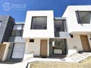 Venta de casa, Sector Conocoto ¡Aplica crédito VIP!