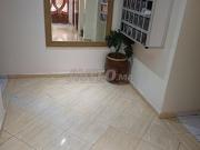 Apparemment à vendre