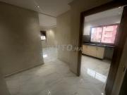 Appart 3ch salon 77m2 à Sanaoubar près Izdihar